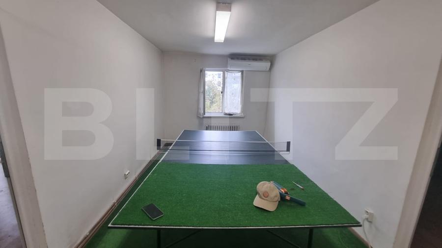 Apartament cu 4 camere semidecomandat, mobilat în Mănăștur