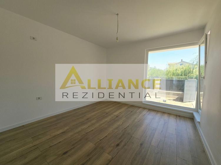Casă individuală cu 4 camere cu Teren 16 Mp în Berceni