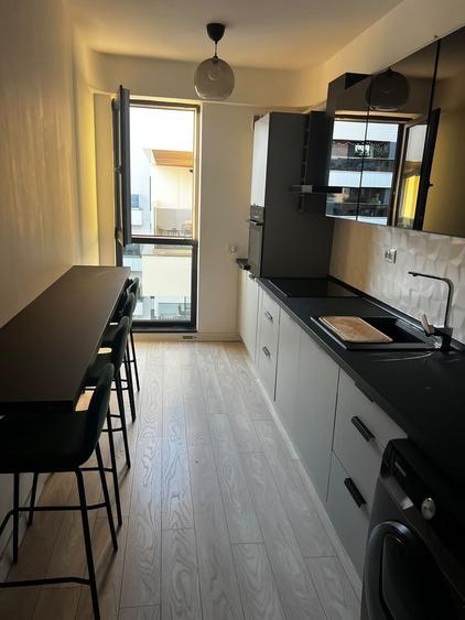 Apartament cu 2 camere decomandat, mobilat în Politehnica