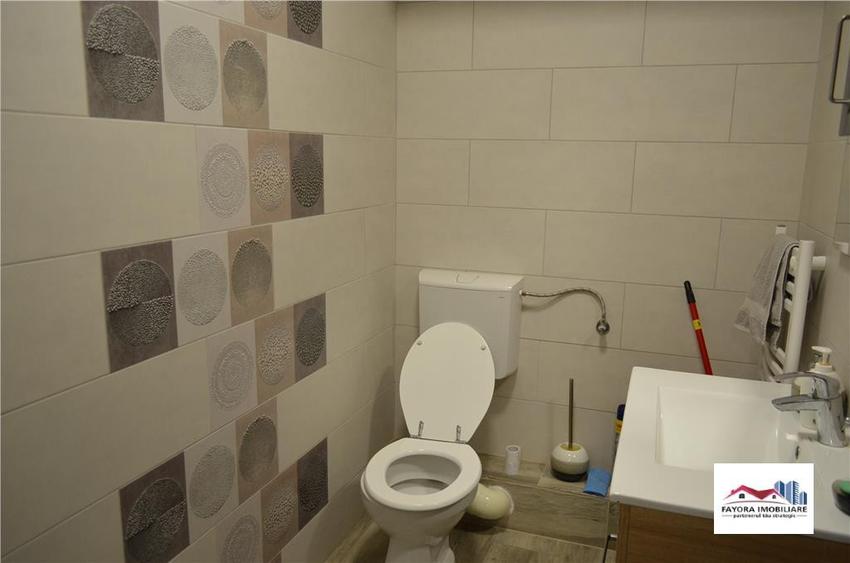 Apartament cu 3 camere decomandat în Tudor