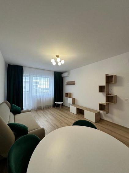 Apartament cu 2 camere decomandat în Lacul Morii