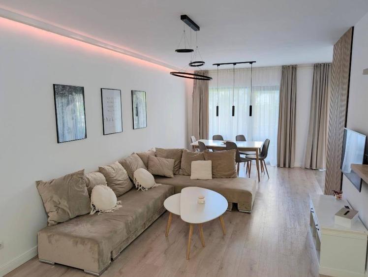 Apartament nou cu 3 camere decomandate, 84mp, superfinisat, mobilat si utilat, 2 bai si 2 balcoane, - 1