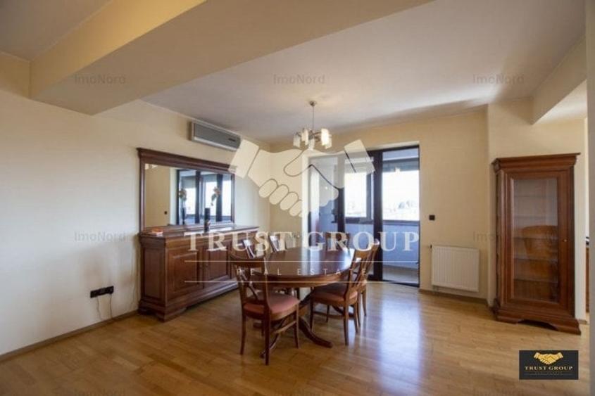 Apartament cu 3 camere decomandat, mobilat în Dacia