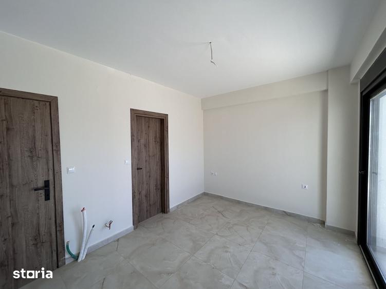 Casă cu 3 camere cu Teren 460 Mp în Central