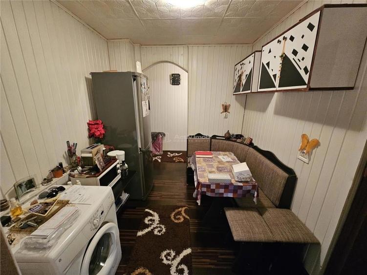 Apartament cu 2 camere decomandat, mobilat în Micro III