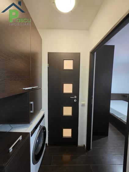 Apartament cu 2 camere semidecomandat în Berceni