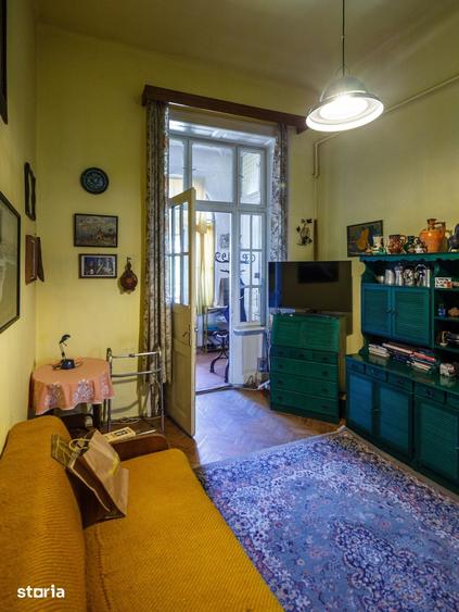 Apartament cu 4 camere în Central