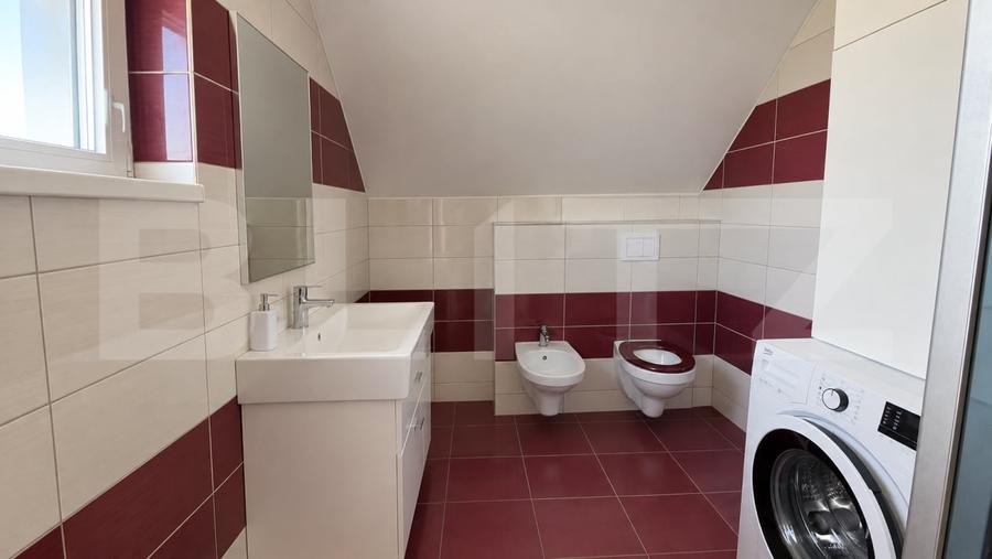 Casă individuală cu 5 camere cu Canalizare în Chișoda