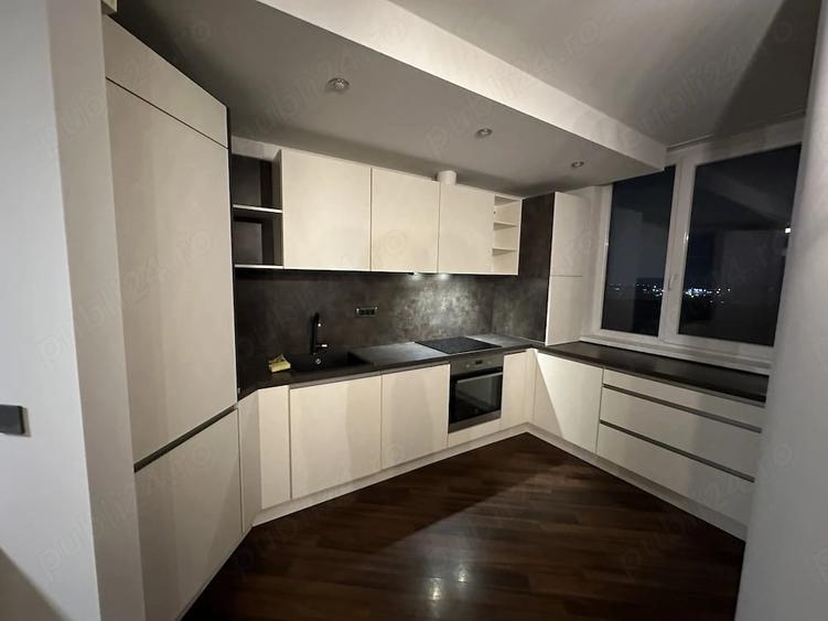 Apartament cu 2 camere decomandat în Soarelui