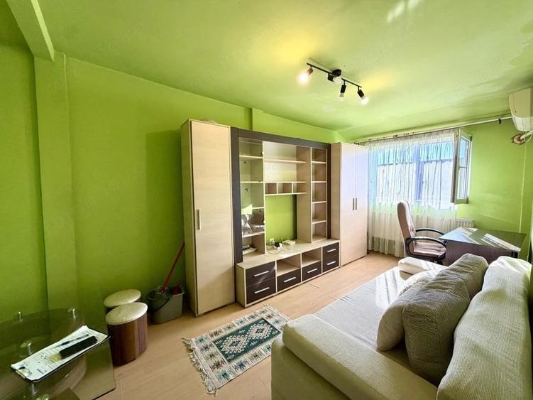 Garsoniera 20 mp utili, ideal pentru investitie, etajul 5/5 - zona Lipovei - 3
