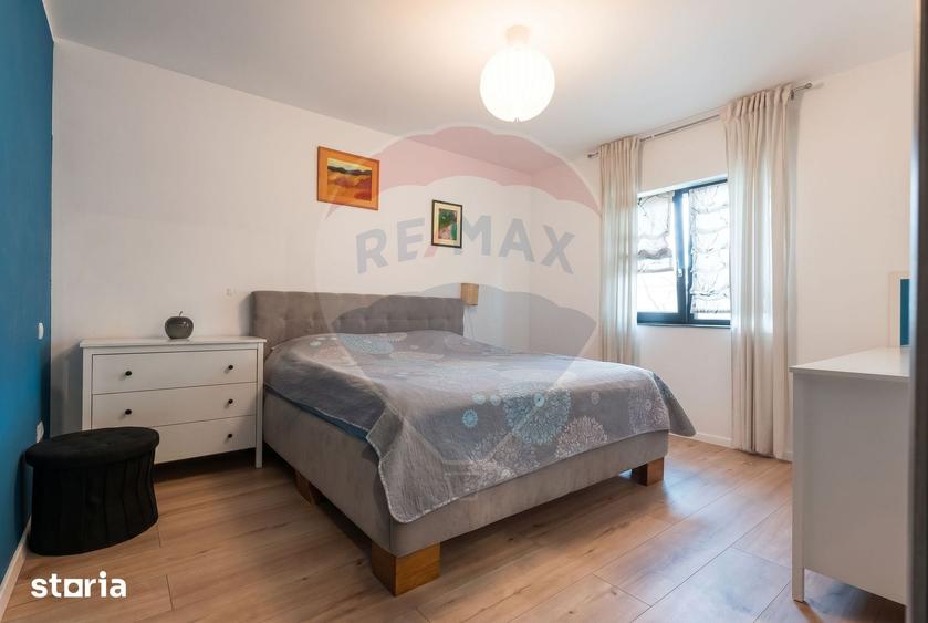 Casă cu 4 camere cu Teren 479 Mp în Rediu