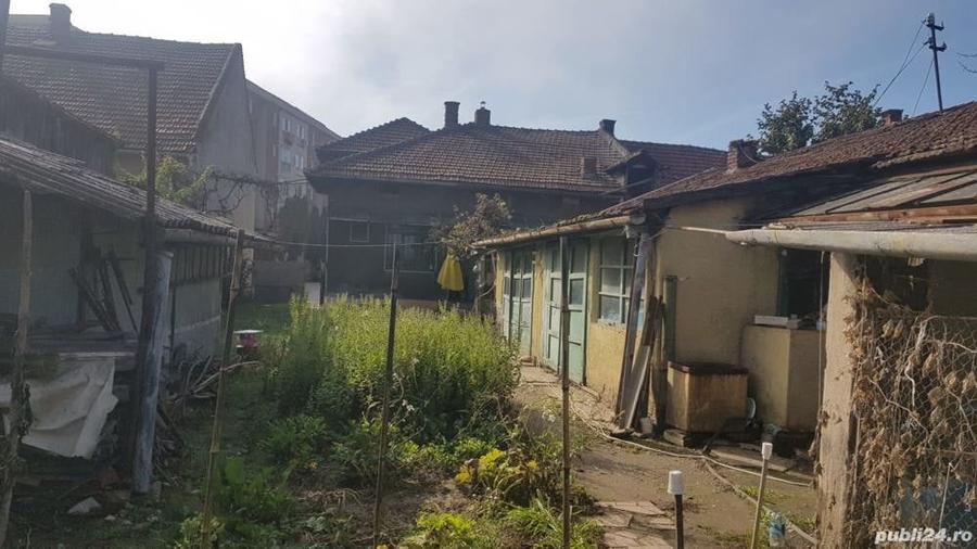 Casă cu 3 camere cu Teren 720 Mp în Simeria