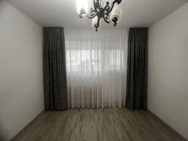 Apartament cu 3 camere decomandat în Pantelimon