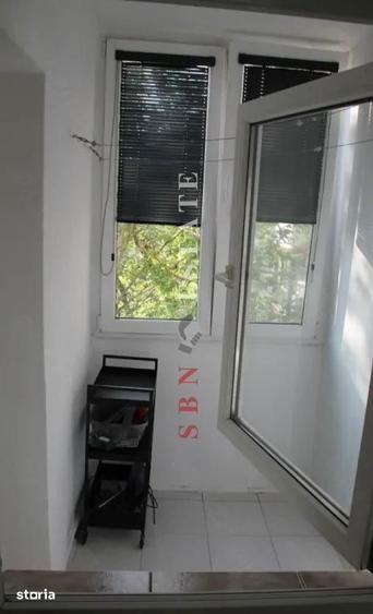 Garsonieră decomandată, mobilată în Eminescu