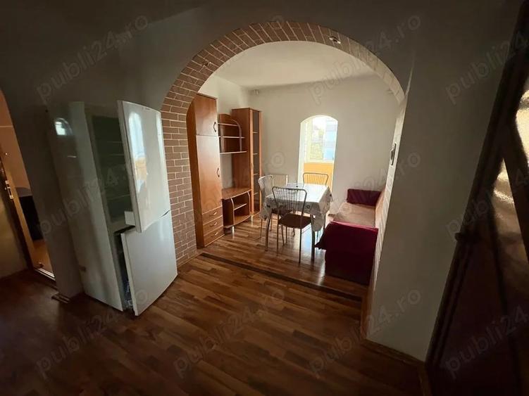 Apartament cu 2 camere decomandat, mobilat în Dacia