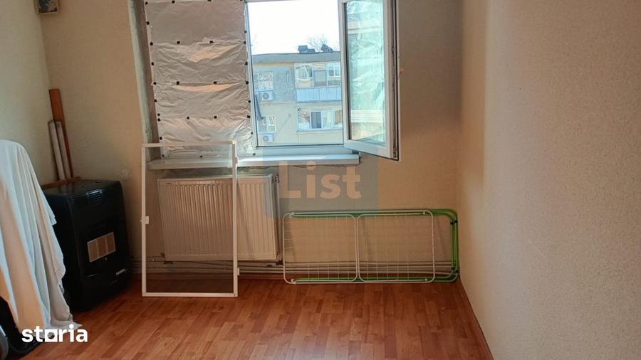 Apartament cu 3 camere decomandat în Micro 39