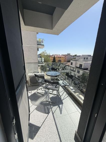 Garsonieră decomandată în Nord