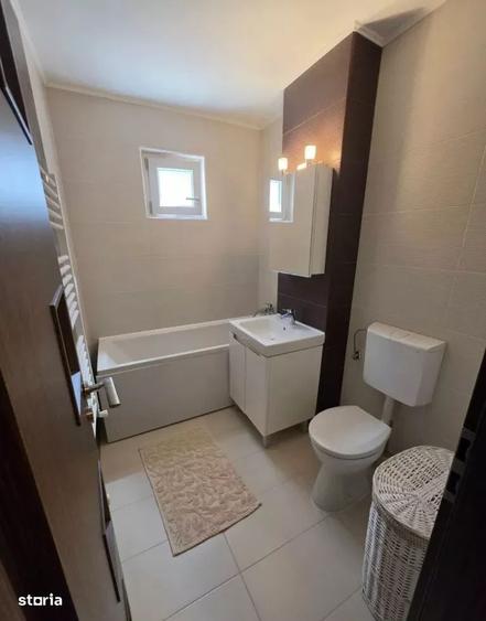 Apartament cu 4 camere decomandat în Tomis Nord