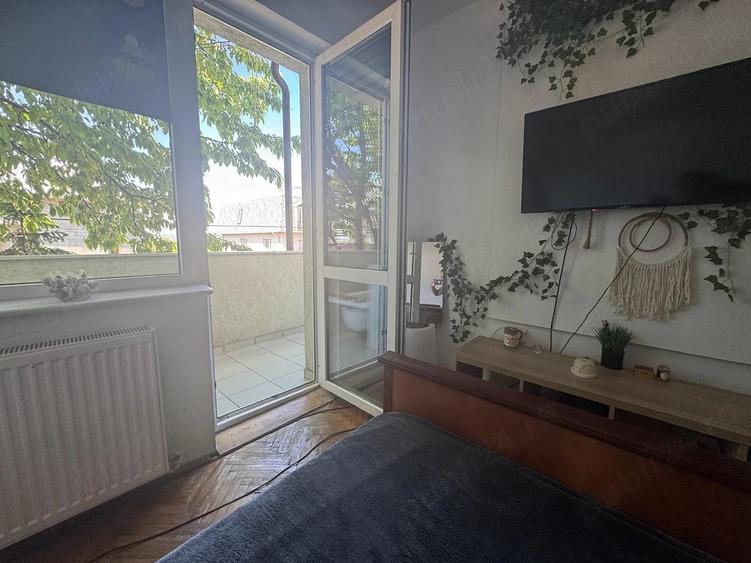 Apartament cu 4 camere decomandat în Central