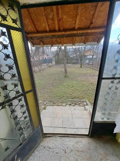 Casă cu 3 camere în Vărbila