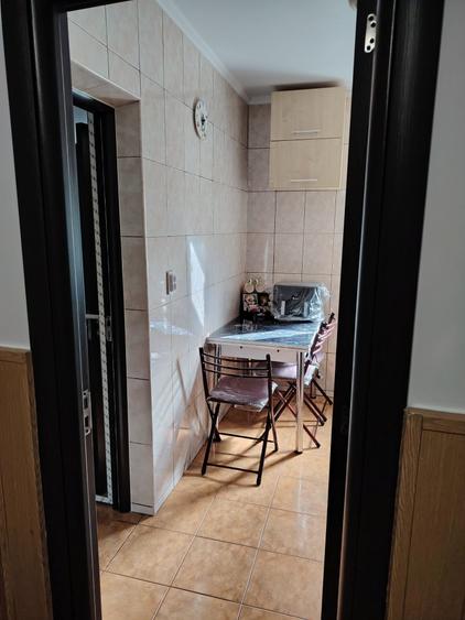 Apartament cu 2 camere decomandat în Drumul Taberei