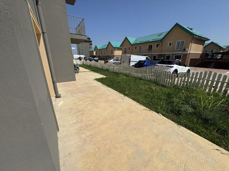 Spațiu comercial, de 70 mp, în Ștefăneștii de Jos