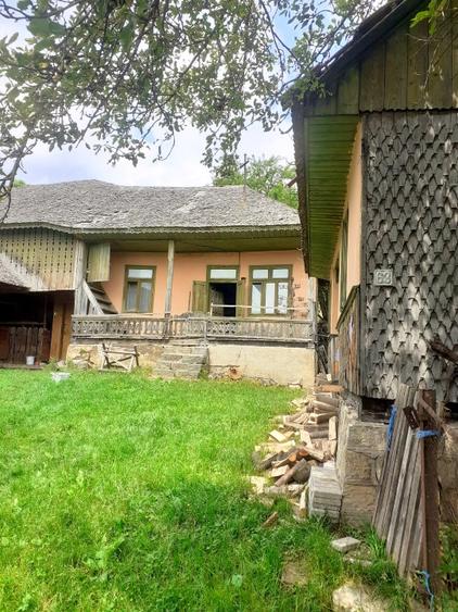 Casă individuală cu 2 camere cu Teren 991 Mp în Soveja
