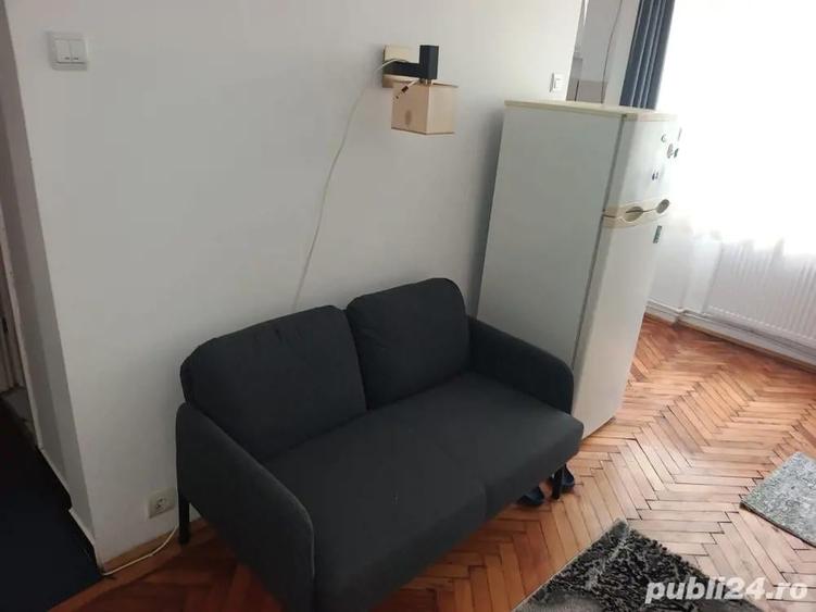 Apartament cu 2 camere semidecomandat în Dacia