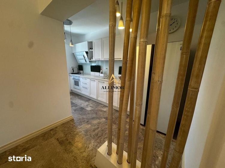 Apartament cu 3 camere în Străulești