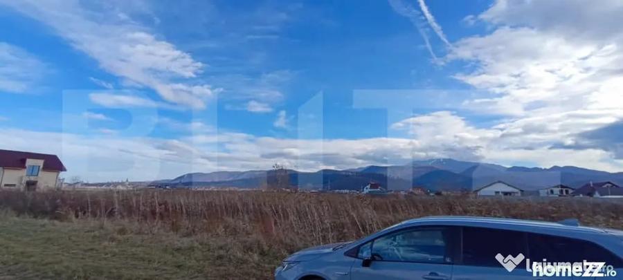 Teren de 1200 mp, în Râșnov