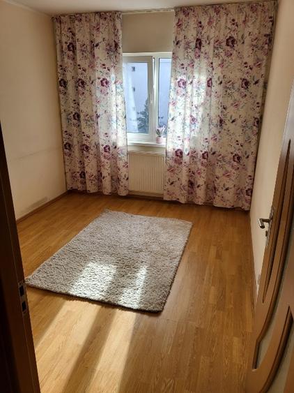 Apartament cu 3 camere decomandat în Mărăști