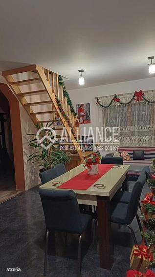 Casă cu 3 camere cu Teren 2164 Mp în Palazu Mare