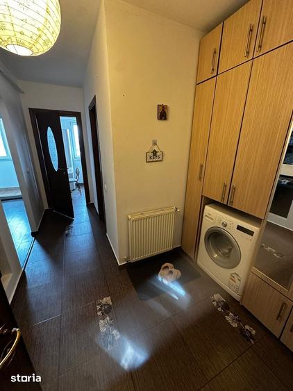 Apartament cu 2 camere semidecomandat în Obcini