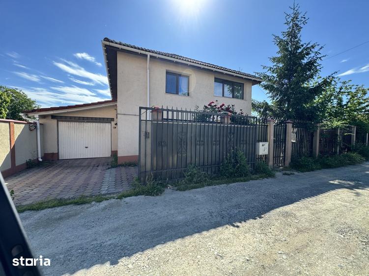 Casă cu 4 camere cu Teren 381 Mp în Agigea