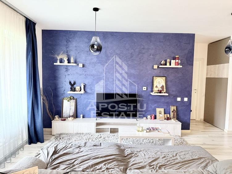 Apartament cu 3 camere semidecomandat, mobilat în Lipovei — fotografia 3