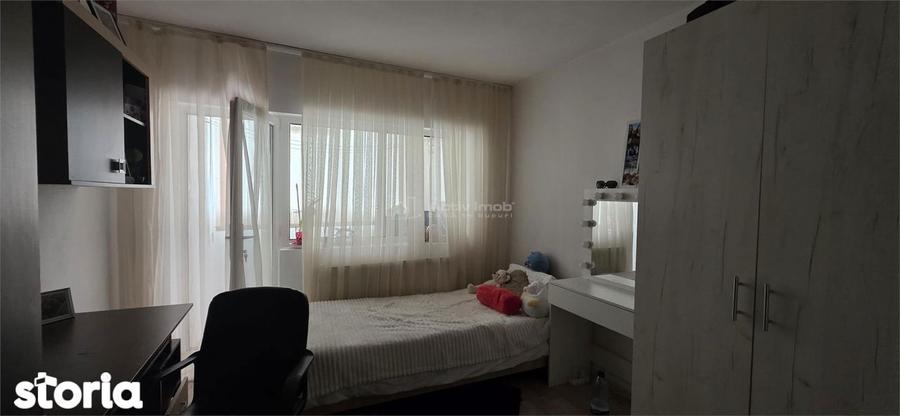 Apartament cu 2 camere în Micro 6