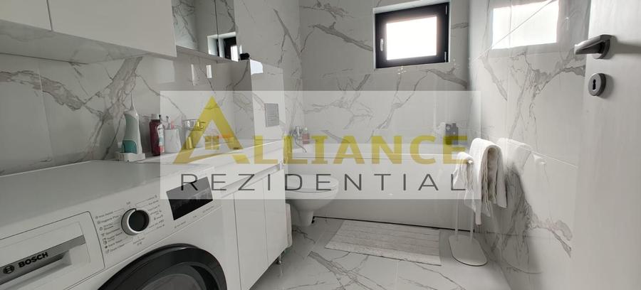 Casă individuală cu 3 camere decomandat cu Canalizare în Berceni
