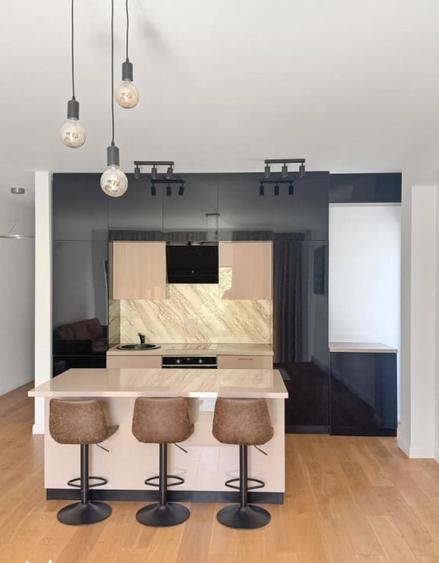Apartament cu 3 camere în Băneasa
