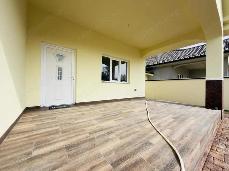 Casă cu 3 camere cu Teren 350 Mp în Beregsău Mare