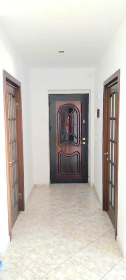 Apartament cu 3 camere decomandat în Ultracentral
