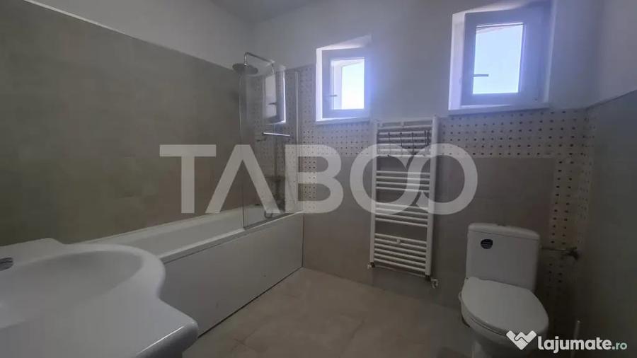 Apartament cu 4 camere decomandat în Central