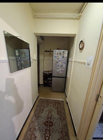 Apartament cu 2 camere semidecomandat în Ferentari