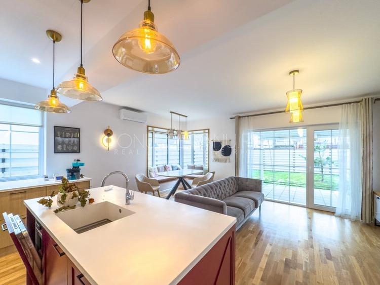 Duplex cu 4 camere cu Canalizare în Otopeni