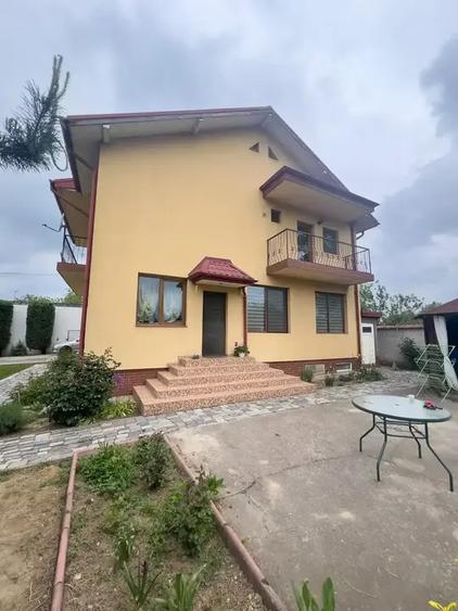 Casă cu 6 camere cu Canalizare în Bragadiru