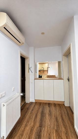 Apartament cu 2 camere semidecomandat, mobilat în Central