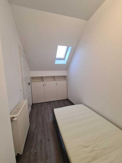 Apartament cu 3 camere decomandat în Ștrand
