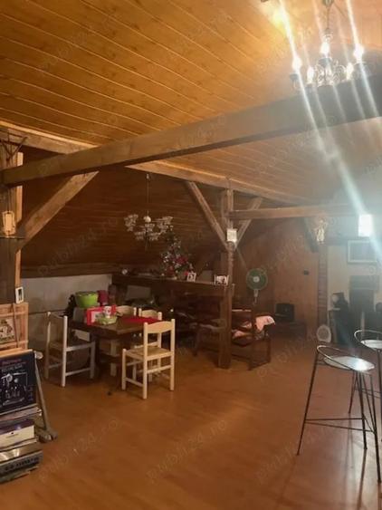 Casă cu 6 camere cu Teren 223 Mp în Lugoj