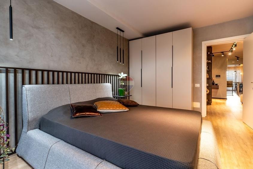 Apartament cu 4 camere decomandat, mobilat în Zorilor