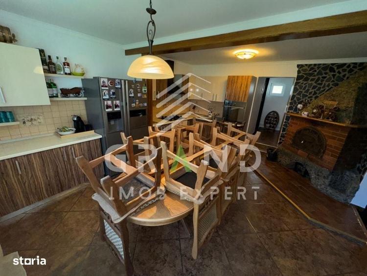 Casă cu 4 camere în Prislop