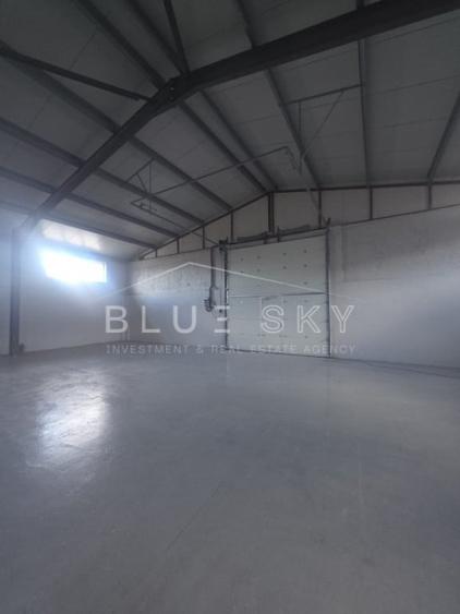 Spațiu comercial, de 1,000 mp, în Palas